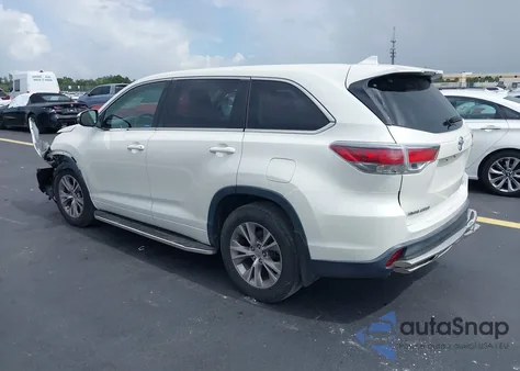 2015 Toyota Highlander Le Plus V6 из США, поврежденный, VIN 5TDBKRFH5FS148168